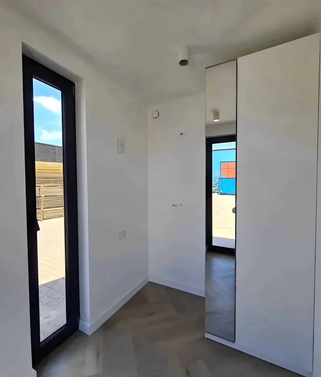 Custom 40ft Shipping Container House. - Image 5