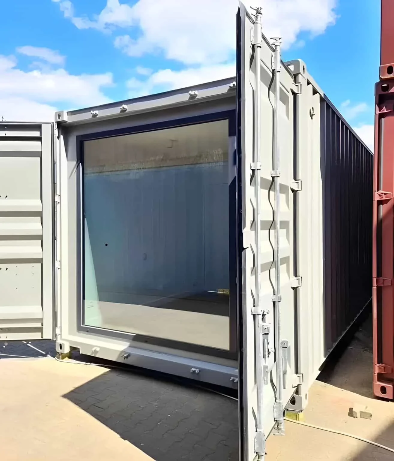 Custom 40ft Shipping Container House. - Image 3