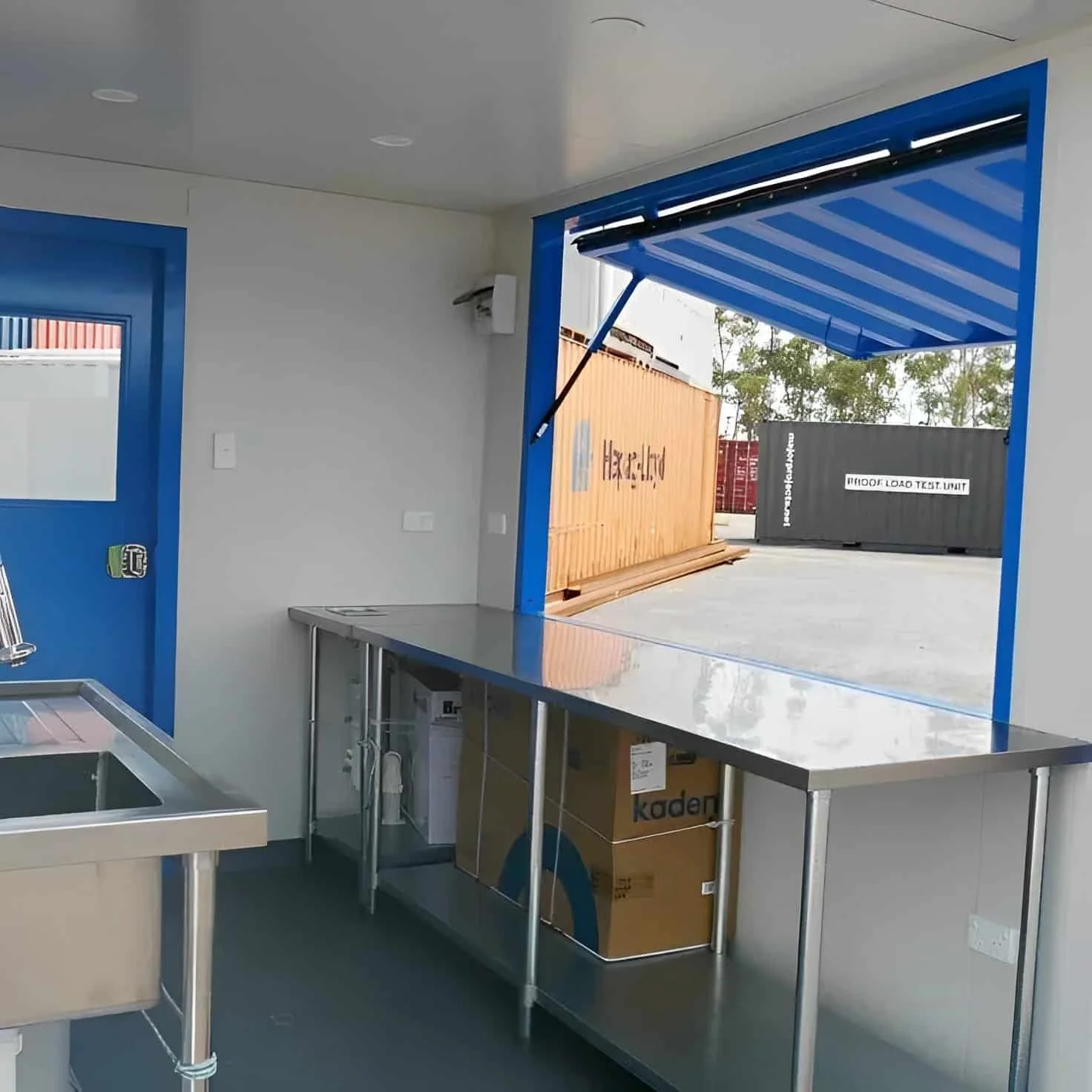 10ft Custom Container Coffee Shop for Sale – Mobile Café, Fully Equipped - Image 3